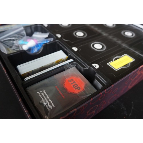 Pandemic Legacy Season 1 (Blue Edition) Pandemic Legacy Season 1 (Blue Edition)